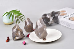 AMOYSTONE Meditation-ready crystal tower on display