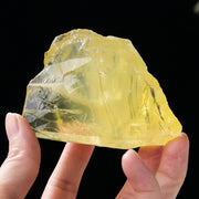Apengshi Citrine raw crystal close-up for meditation and abundance focus.