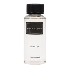 Aroma360 Ocean Eyes bottle pour demonstrates premium diffusion