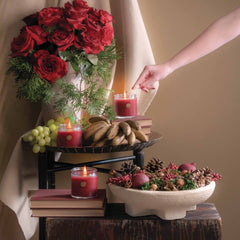 Aromatique The Smell of Christmas wax close-up highlights quality candle texture.