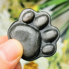 BEAUSIOO palm-sized worry stone showcasing unique color veins and patterns.