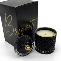 BRIGANTI Vanilla Cupcake soy candle closeup shows a clean burn and premium fragrance.