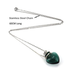 Bysxny lampwork clear glass bottle highlights delicate craftsmanship.