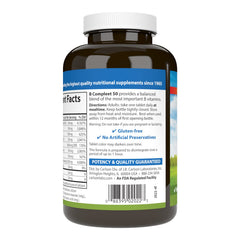 Carlson B Compleet 50 tablets close-up ready for daily use and energy support