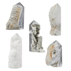 Cheungshing raw quartz energy invites calm and focus in meditation spaces.