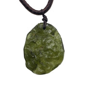 DAXWEV Moldavite Necklace with raw Czech meteorite crystal, eye-catching centerpiece for special occasions.