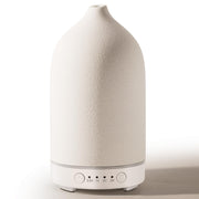 Diffuserlove ceramic diffuser with 160ml capacity, quiet operation for living spaces.
