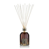Dr. Vranjes Oud Nobile diffuser 250ml gently fills rooms with warm resin and orange blossom.