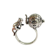 EINCORN Aromatherapy Diffuser Ring closeup shows stainless steel craftsmanship for calm on the go
