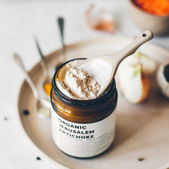 Erbology powder texture macro to showcase finely milled versatile ingredient.