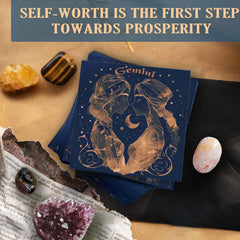 Daily affirmation card reading with Faivykyd set in use
