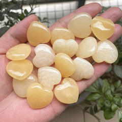 Fekuar pocket heart crystal mini for portable energy and calm.