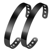Feraco copper magnetic bracelet close-up shows smooth finish and hypoallergenic comfort.