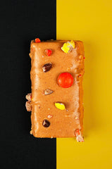 Final Boss Anabar bar in lunchbox, protein snack for busy days.