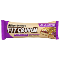 FitCrunch soft cake core close-up highlights dessert-like feel in a protein bar.