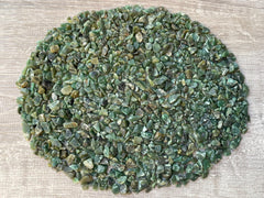 GAF TREASURES green aventurine chips 3–12 mm for jewelry and decor