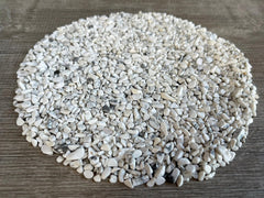 GAF TREASURES white howlite chips texture shot ideal for resin accents