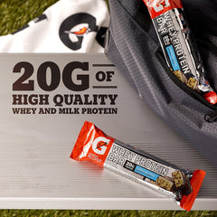Gatorade Whey Protein Recover Bars in gym bag ready after training sessions.