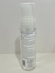 Giovanni Hair Styling Foam Natural Mousse foaming application demonstrates quick texture lift.