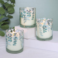 Gorge Moment eucalyptus leaf pattern candle for a calm, fresh room ambiance.
