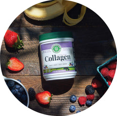 Green Foods Collagen Peptides scoop, ideal serving for smoothies.