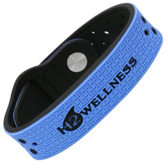 H2WELLNESS magnetic bracelet blue close-up showing magnets for versatile daily wear