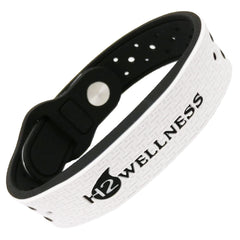 H2WELLNESS magnetic bracelet shows ultra-strength breathable design for all-day comfort.