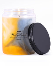 IZIDDO candle close-up of blackcurrant-vanilla marble jar for cozy ambiance