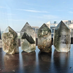 jdflying Phantom Crystal Tower pyramid point reveals unique inclusions for meditation ambiance