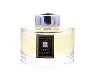 Jo Malone Lime Basil & Mandarin diffuser no color adds a fresh citrus ambiance to spaces.