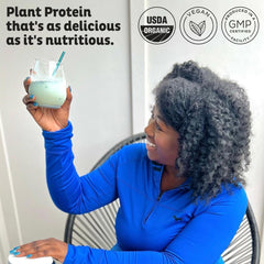 KOS immunity blend with blue spirulina for vibrant beverages
