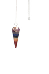 L Pedra Crystal pendulum close-up highlighting gemstone craftsmanship