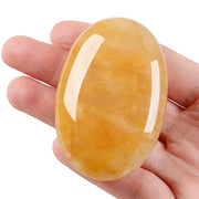 Laidanla Topacio piedra palma grande promueve calma y equilibrio energético para uso diario.