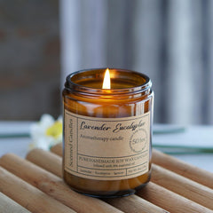 Gift-ready Liofeve candle packaging for special occasions