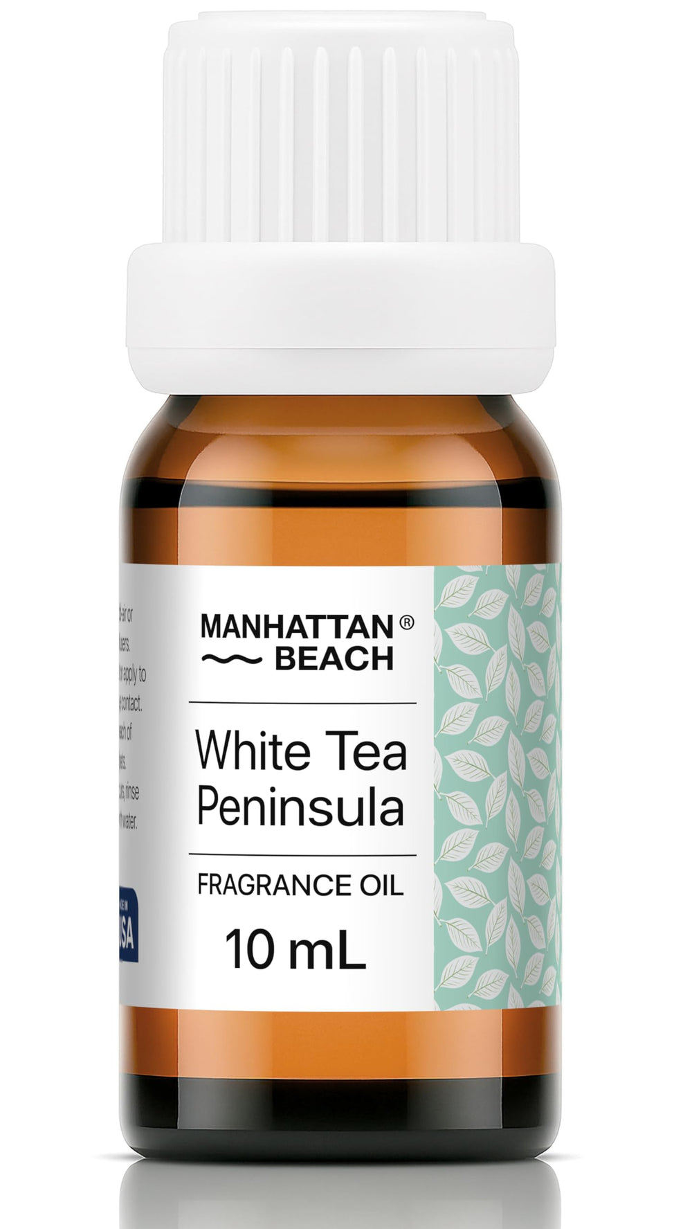 Manhattan Beach White Tea Peninsula bottle pour for precise, mess-free diffuser use.