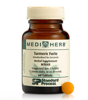 Mediherb Curcuma Forte — botella con cápsulas para apoyar la movilidad diaria.