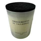 Molla 1899 Bergamotto Calabria candle close-up of the floral notes for a bright ambiance