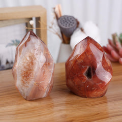 Mookaitedecor hand-cut flame tower base provides stable display