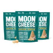 Moon Cheese Bocaditos Parmesanos con Ajo, frente del producto, crujiente tentador.
