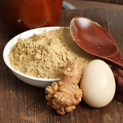 MOORCHOCO packaging box highlights purity and 100% pseudoginseng content.