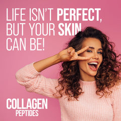 NaturesPlus Collagen Peptides Berry Lemonade scoop beside a glass.