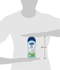 Nestle Bubchen Baby Bath foam-lather close-up displays creamy foam for a soothing wash.