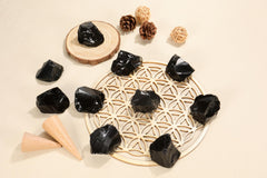 PESOENTH Obsidian fountain stone decor adds a natural focal point.