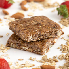 PROBAR MEAL Bar Superfruit Slam with visible nuts and oats for natural snacking.