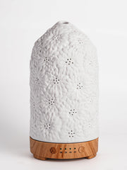 QCYBDGLOV Sunflower Diffuser ceramic body radiates subtle fragrance for cozy spaces.