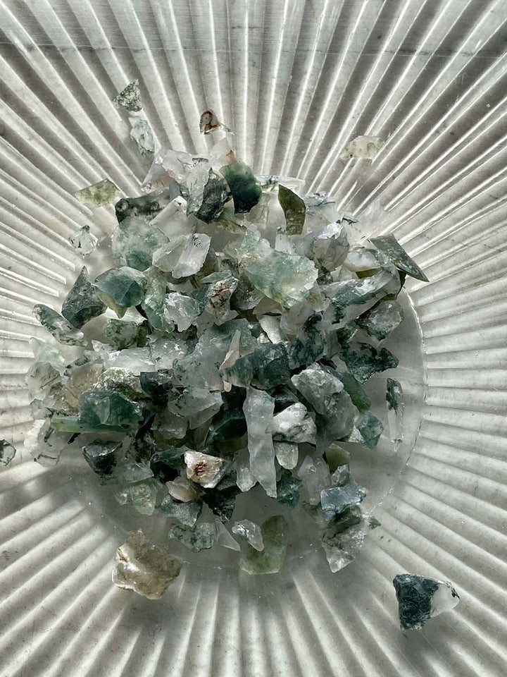 Rise Perspective Green Moss Agate medium chips for art and jewelry projects