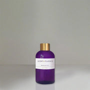 Scentfluence Douglas Fir diffuser oil bottle provides a crisp evergreen aroma for a refreshed living space.