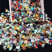 SeeuFun 800pcs gemstones set with mixed crystal chips, ideal for STEM learning.