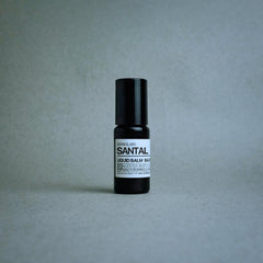 sesneslabs Santal Grass label details show vegan formula and ingredients.