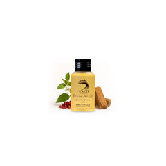 SevenAromas Santal Blanc diffuser bottle close-up for premium hotel ambience